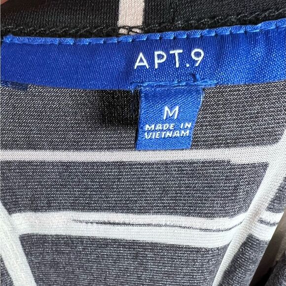 Apt 9 black mocha and ivory abstract checkered dress with pockets size medium - Picture 7 of 8